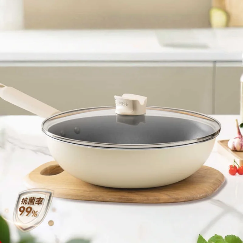 

Premium Flat-Bottomed Wok for Gas and Induction Cooktops, Non-Stick and Antibacterial，Ideal for Stir-Frying