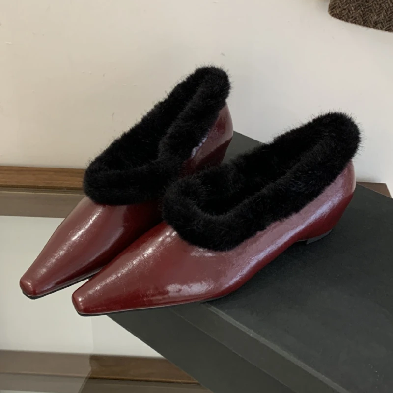 

Autumn Winter Warm Fluffy Low Heel Pumps Women Sexy Pointed Toe Patent Leather Designer Shoes Cozy Cotton Shoes Zapatos De Mujer