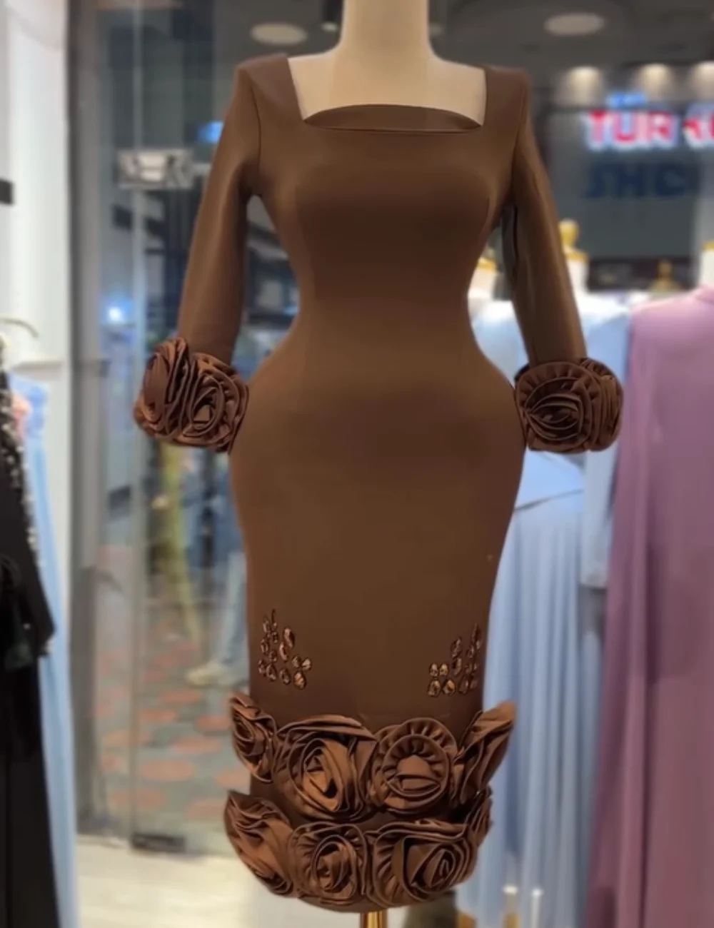 

Customized Formal Jersey Pleat Handmade Flower Straight Square Neck Midi Luxury Party Dresses Prom Chinese Style