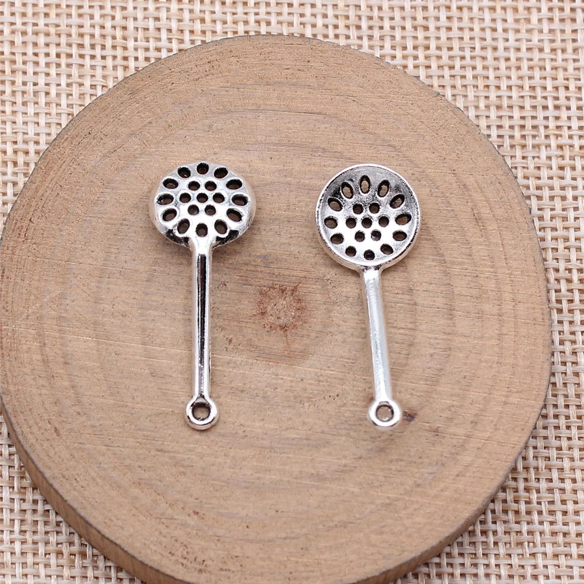 WYSIWYG 20pcs 12x31mm Antique Silver Color Colander Charms Pendant For DIY Jewelry Making Handmade Jewelry Craft Findings