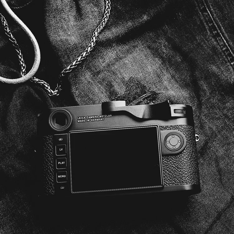 Hot Shoe Cover  Aluminum Thumb UP Metal Thumb Rest Thumb Grip For Leica M10 M10P M10R