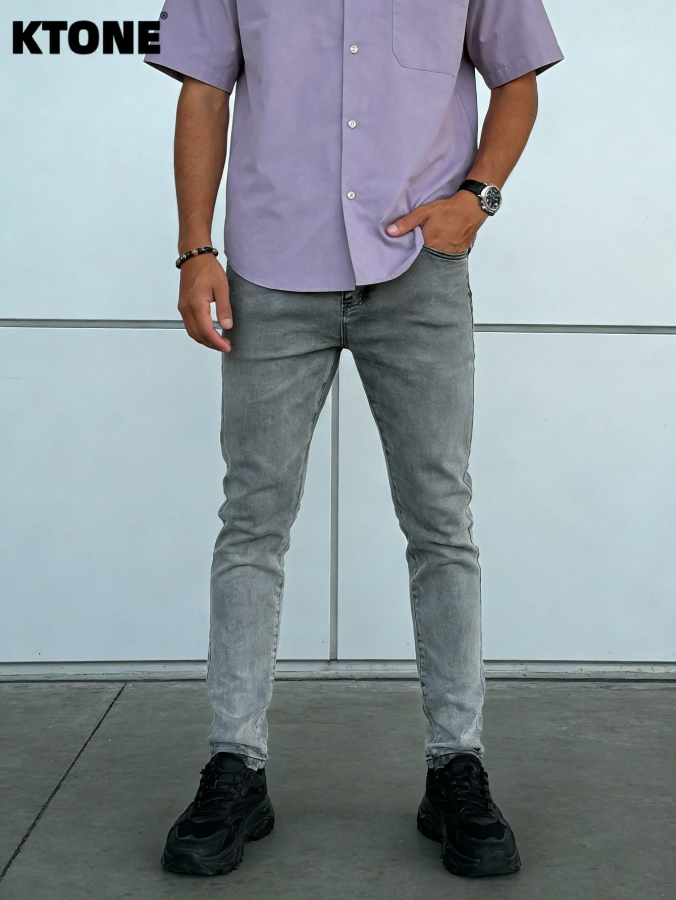 

Fashion Gray Slim Jeans For Man Original Y2K Drip Style Daily Casual Pants No accessories or belts included