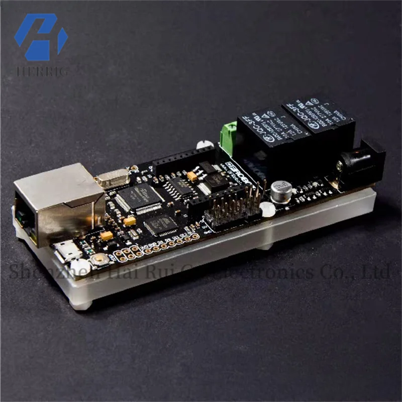 DFRobot Xboard V3 Relay version is based on Arduino Leonardo.