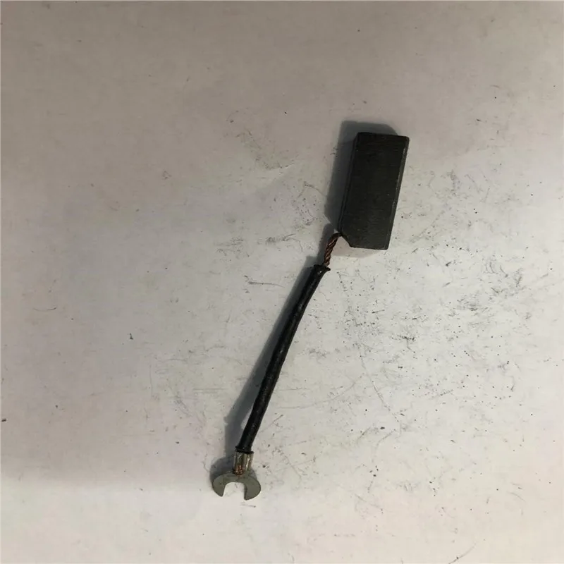 1PC 8x11x32.5mm 0.31"x0.43"x1.27" Replacement Electric Tool Carbon Brush Car