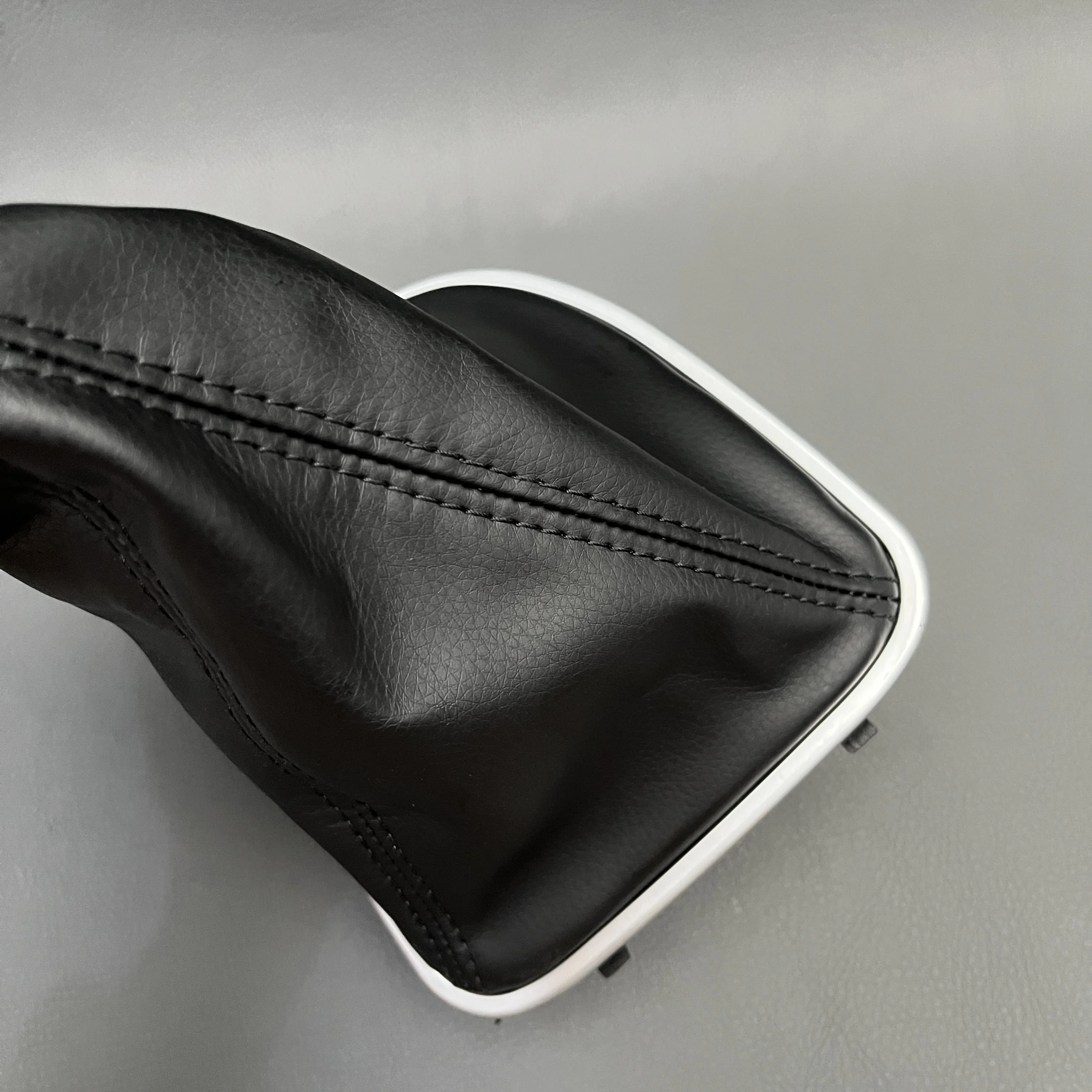 5/6 Speed Gear Shift Knob PU Leather Gaiter Boot Cover Case Shifter Lever Stick For Seat Leon II Toledo III Altea XL 2005-2012