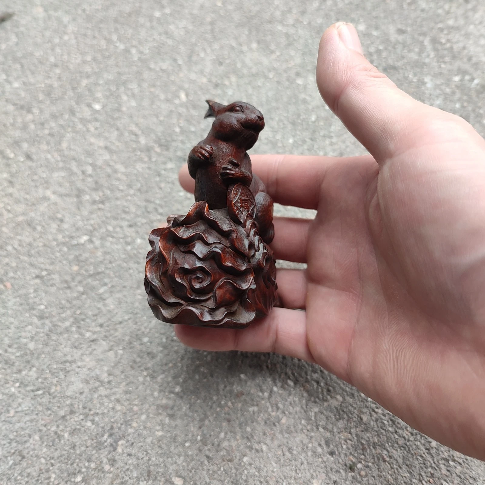 thumb