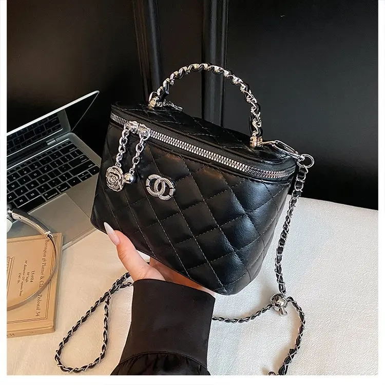 Fa Cai دلو حقيبة مقبض صلب المحمولة دلو حقيبة 2025 جديد قابل للتعديل سلسلة Crossbody الكتف حقيبة نسائية عبر الحدود حقيبة