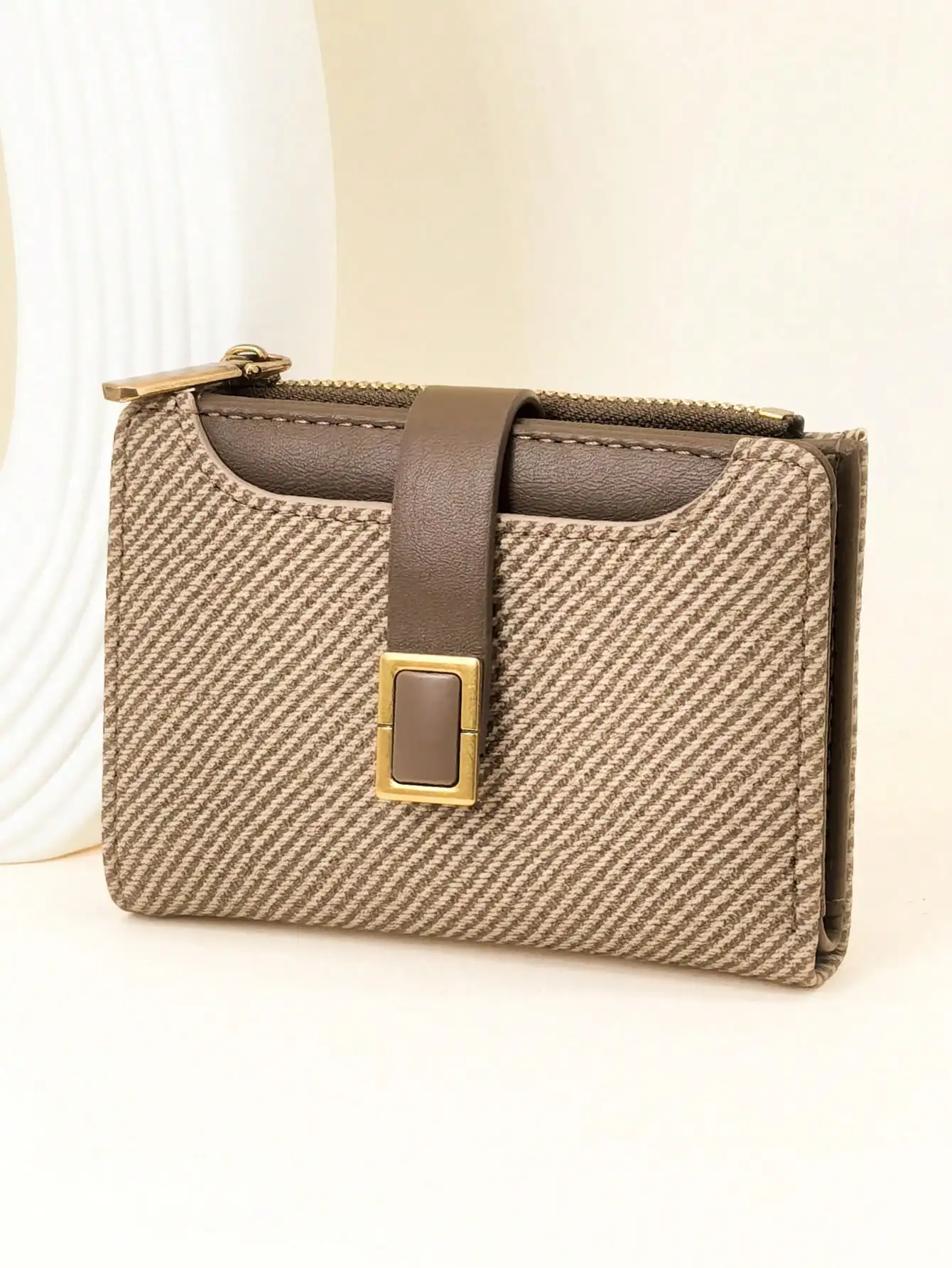 

Women's Short Contrast Color Patchwork Wallet, Fashion Textured Woven Purse Multi-Function Card Holder Pouch, Elegant Snap Closu