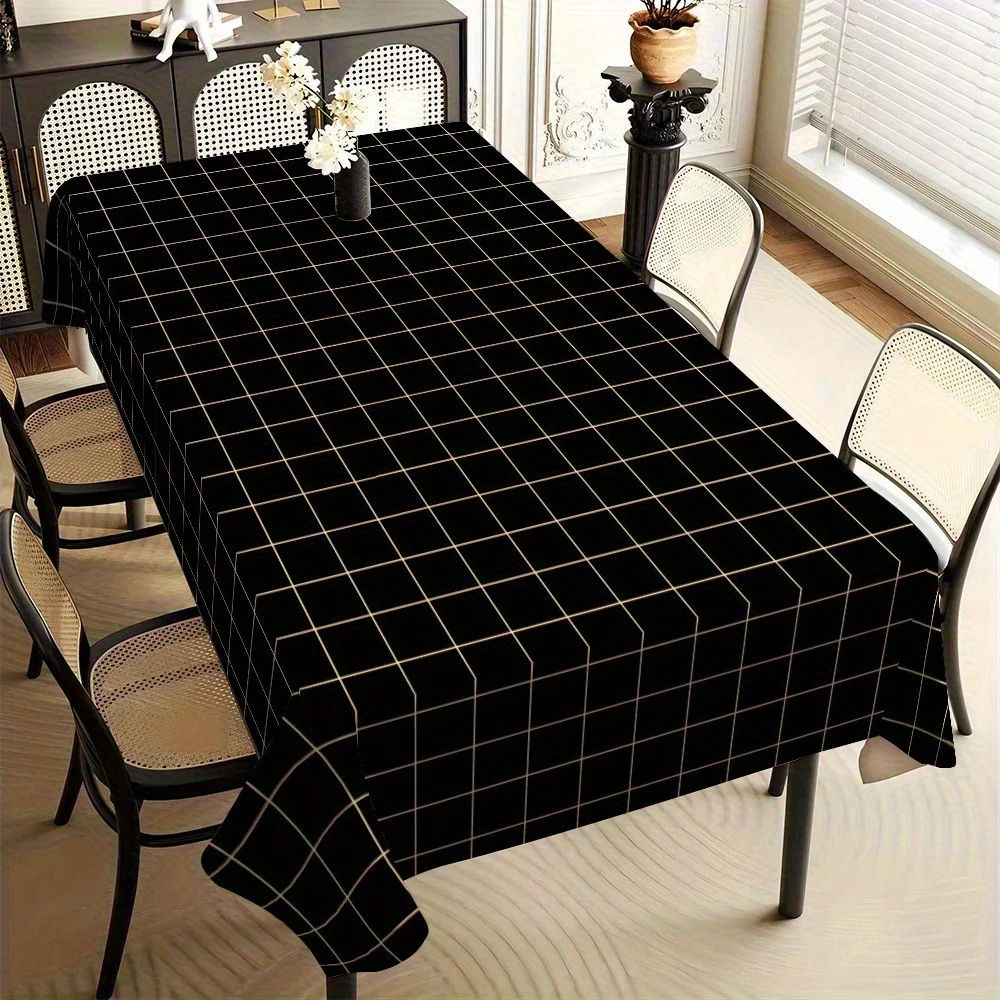 One black and gold checkered tablecloth, creating a simple and fashionable dining atmosphere.PMJ