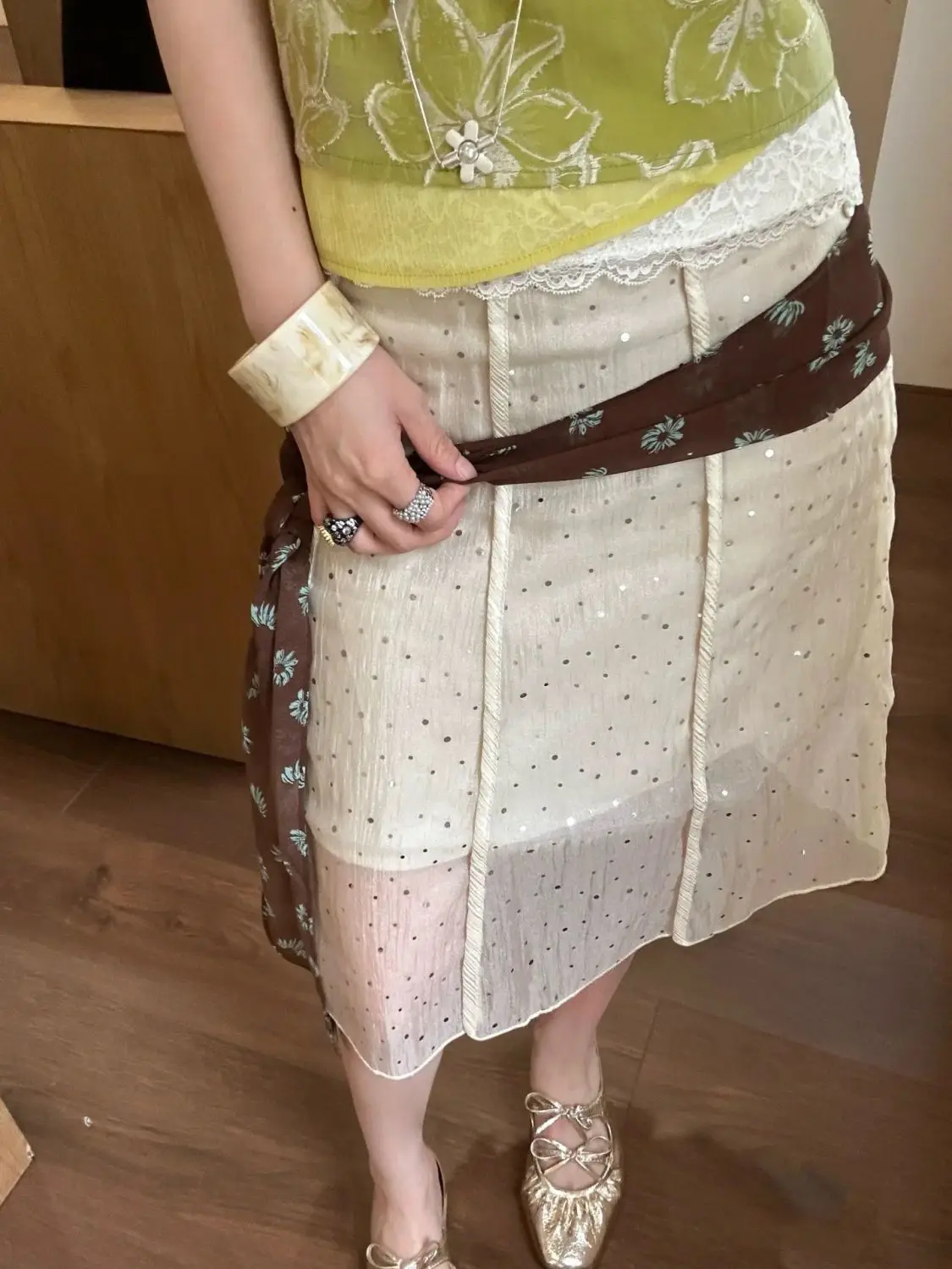 Retro Temperament Skirt Women's Summer 2026 New Gentle Wind Silk Scarf Belt Casual Skirt