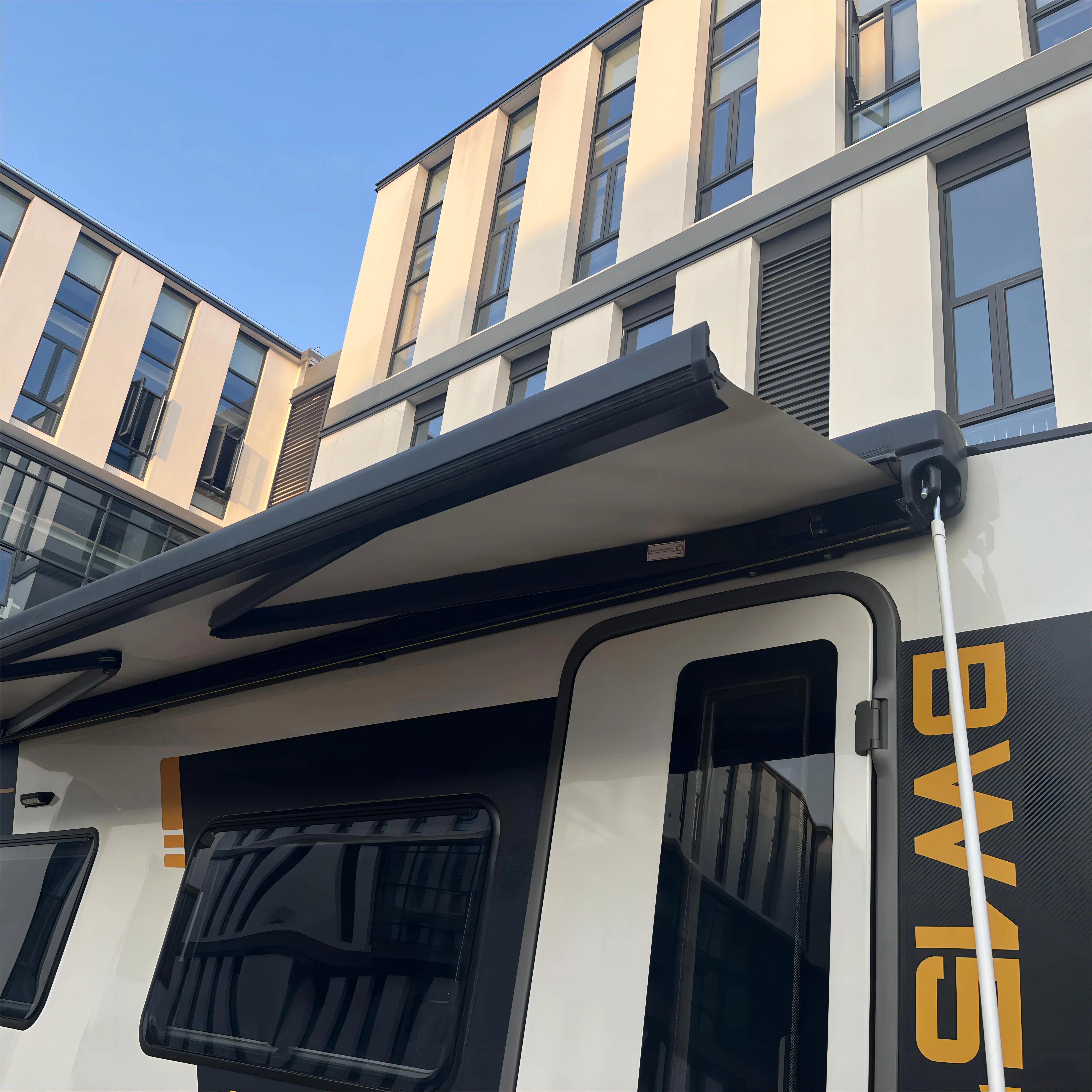 

2.5M 3M Camping Electric Motorhome Awning Outdoor Full Cassette Motorized Camper Van Awning,Custom Sizes