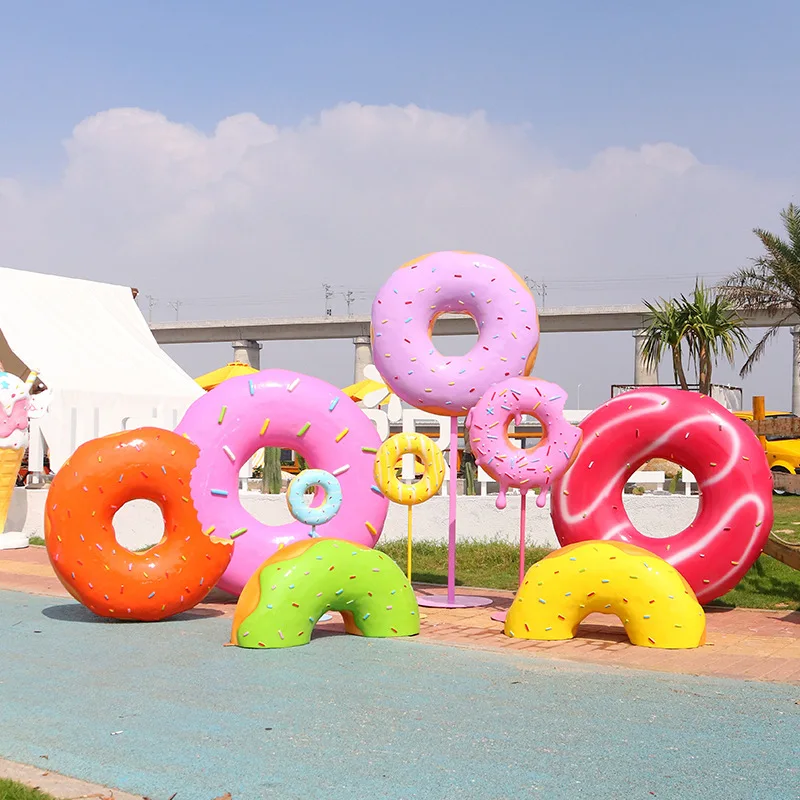 Simulation candy donut ice cream ice cream popsicle bread dessert fiberglass large landscape decoration sculpture