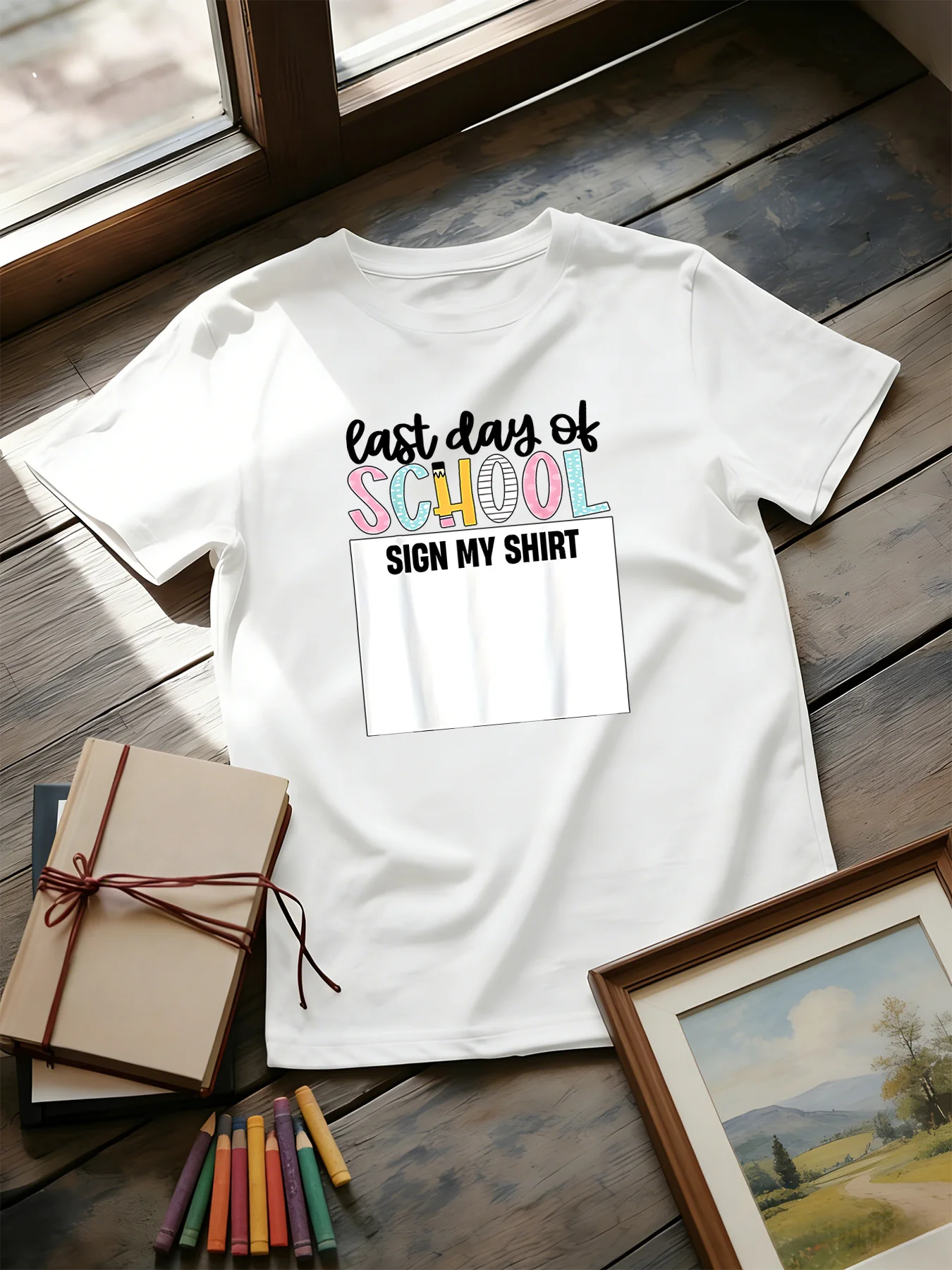 Fashionable 'Last Day At School' Printed T-shirt Suitable for Indoor Outdoor Play Summer Trendy Top Parent-child Round Neck Top