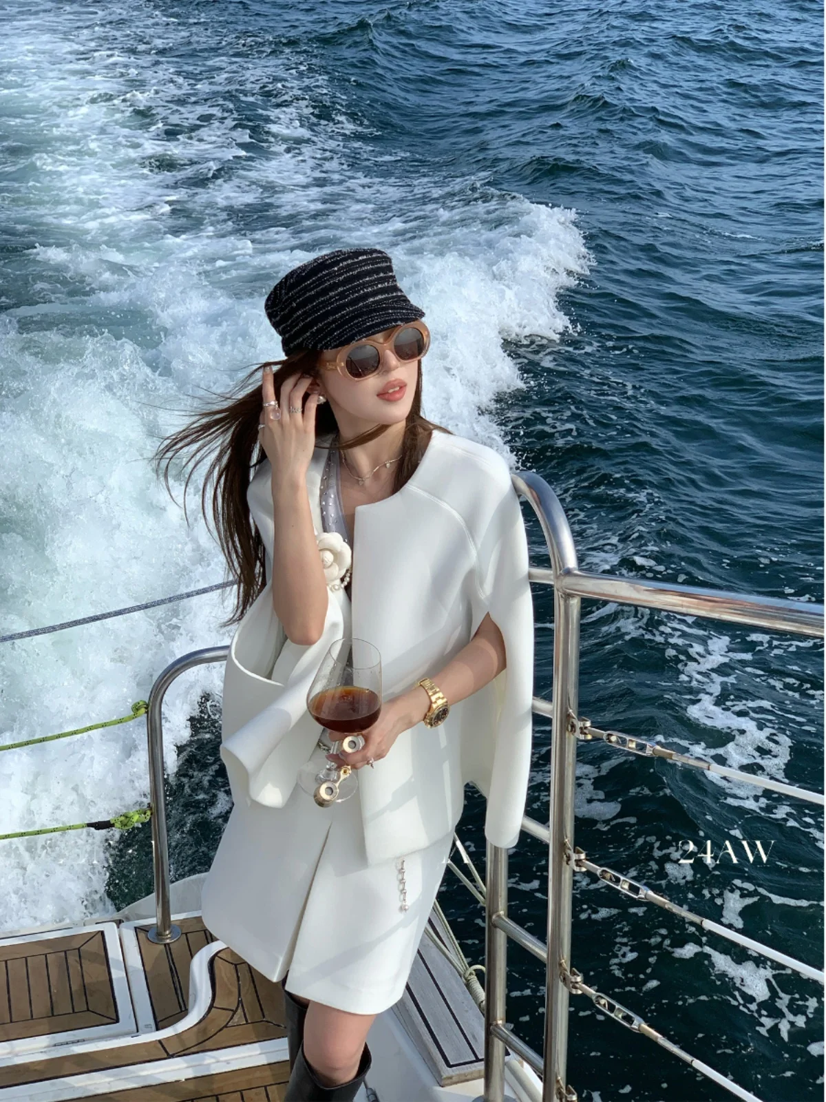 

Original Zoneelea Airy Layer Lightweight Cape orts Set Women's Faion Ensemble Autumn Collection French Sle Polyester