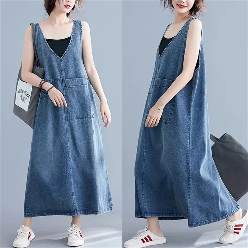 

Spring/Summer New Solid Color V-Neck Sleeveless Denim Dress For Women's Mid length Retro Large Size Patch Pocket Strap Dress