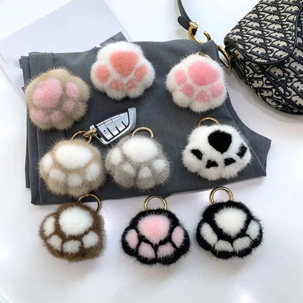 Uroczy breloczek do kluczy z kocimi łapkami, puszysta pluszowa zabawka, pluszowy brelok do kluczy samochodowych, pluszowa łapka zwierzątka, sztuczne futro, prezent na Nowy Rok