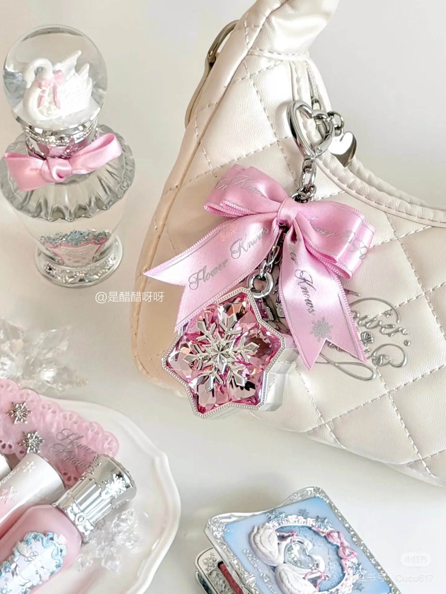 Flower Knows Snow Ballet Makeup Brushes and Blending Brush Hairpin Highlight Pendant Mini Mirror