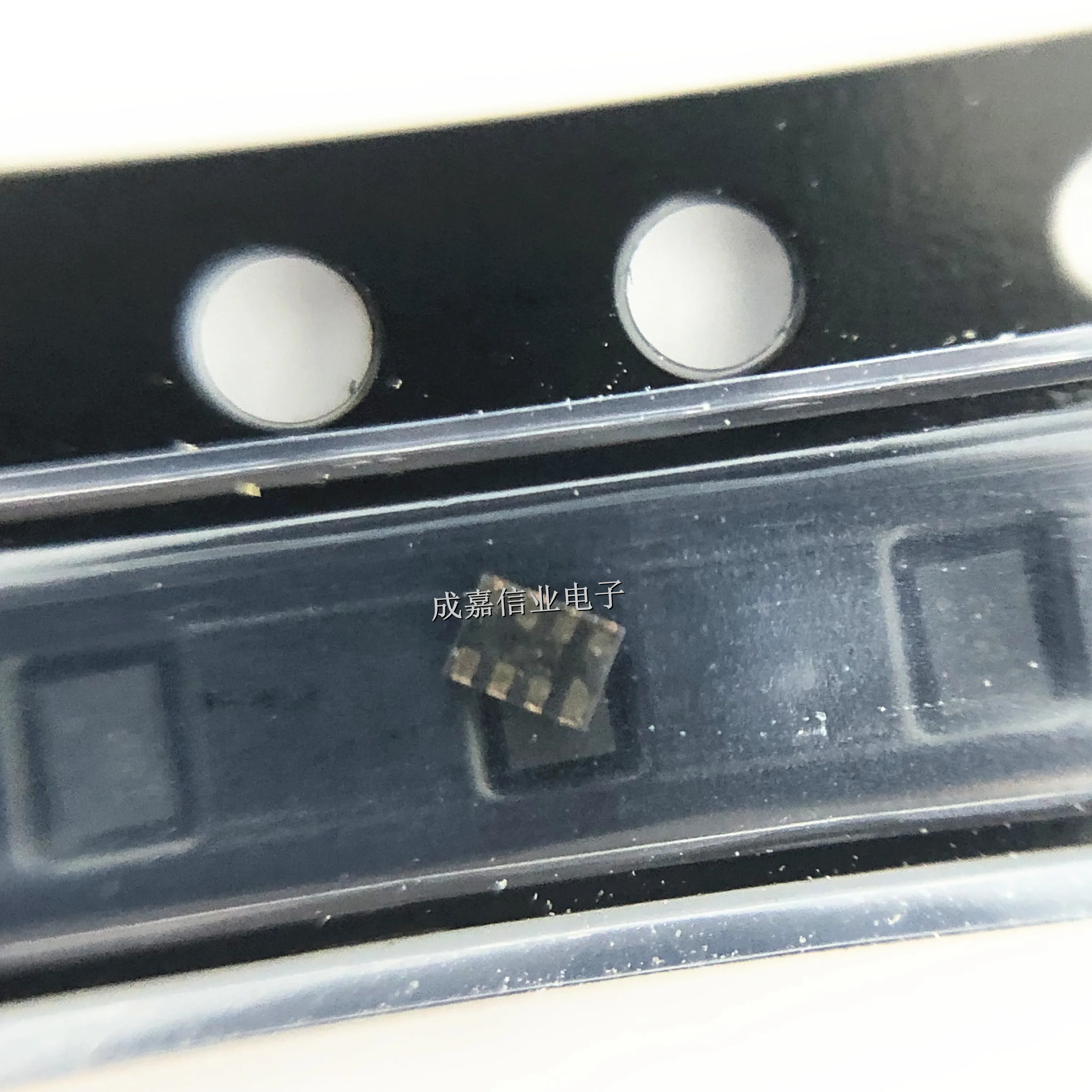 10 قطعة/الوحدة SN74AUP2G08DQER X2SON-8 بمناسبة ؛ بوابات المنطق PR منخفضة Pwr المزدوج 2-Inp P os-AND بوابة