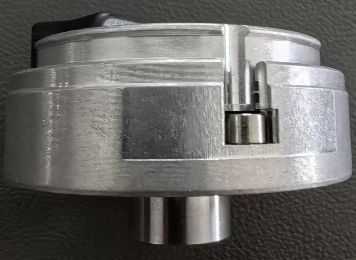 EQI 1325.060-32 Used ID 811 815-53 Encoders Tested ok，Fast shipping