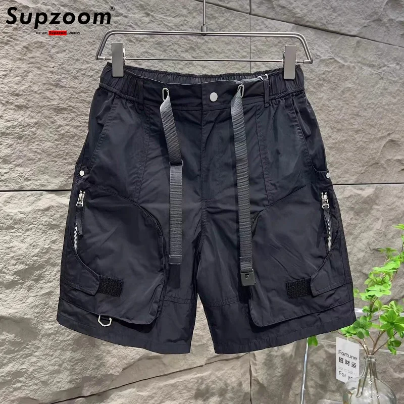 Supzoom New Arrival Top Fashion Summer Loose Casual Belt Design High Street Trendy grid Stitching Pocket Personalized Shorts Men