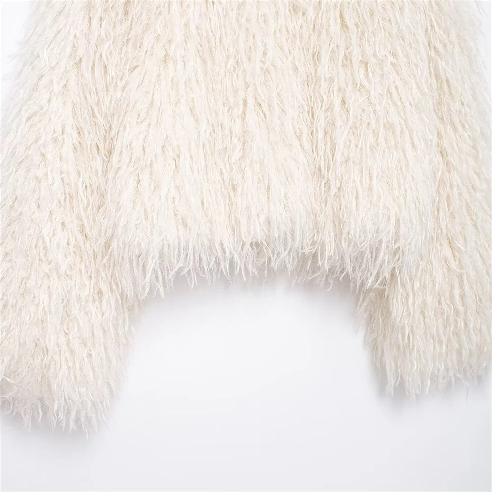 レトロなルーズカジュアル無地ファーコート 秋冬新作 ラウンドネック長袖暖かいショートコート レディース