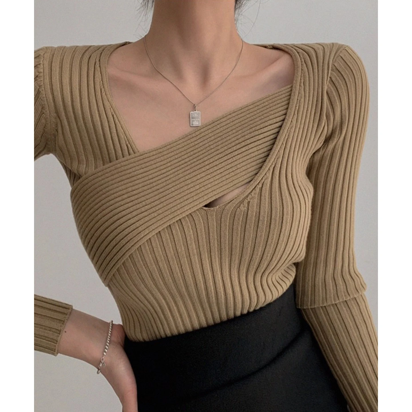 

Slim Fit V-Ne Knitwear Women's Base Layer Sweater Autumn Season Striped Design Casual Comfortable Breathable Faionable