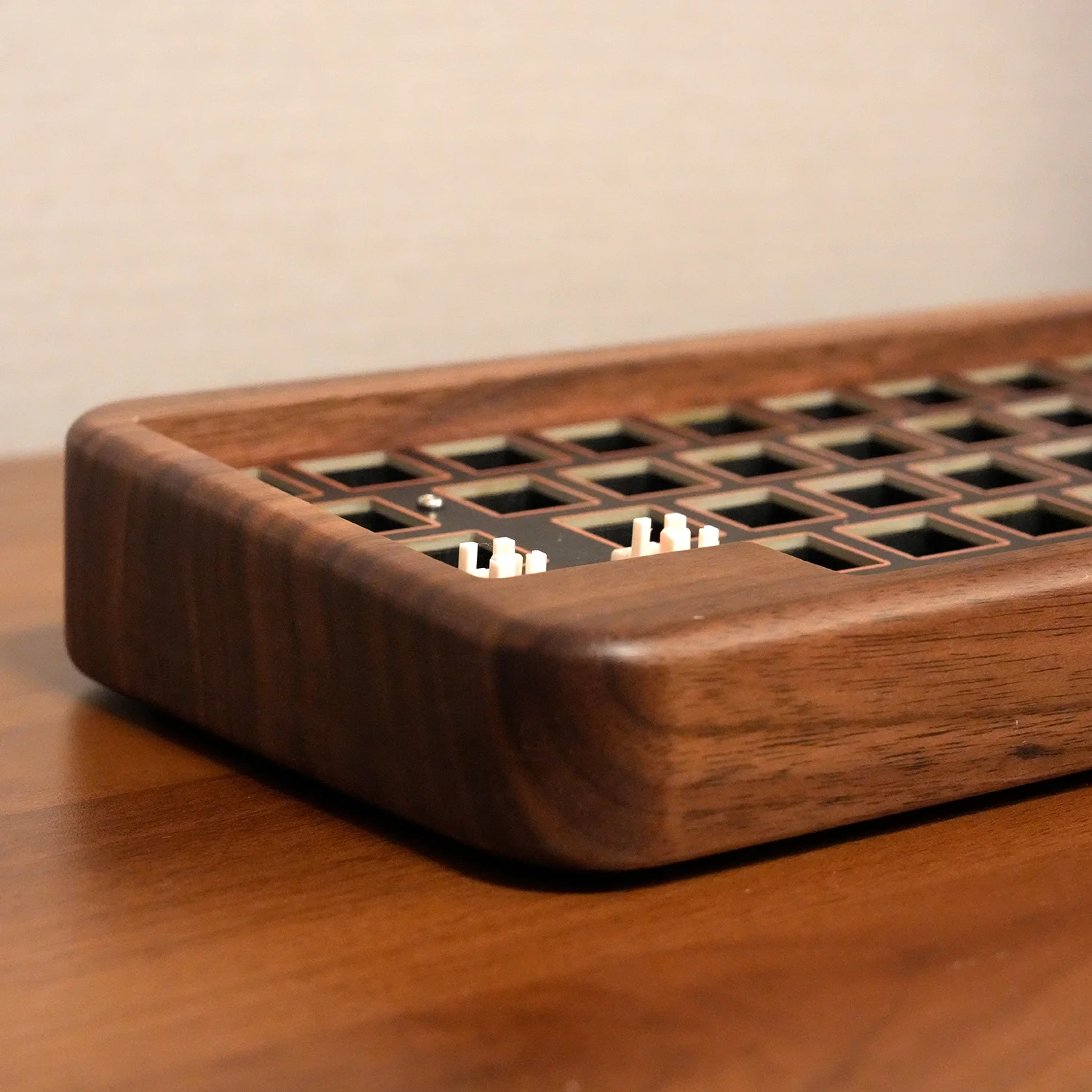 طقم لوحة مفاتيح ميكانيكية من خشب الجوز HHKB تخصيص ثلاثي الوضع 60% سلكي سماعة لاسلكية تعمل بالبلوتوث RGB حشية قابلة للتبديل السريع بيئة العمل teclado