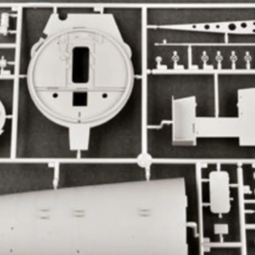 

Trumpeter 06801 1/48 немецкий DKM U-Boat VIIC U-552 RC подводная лодка статическая модель военного корабля реалистичные комплекты для сборки подводного судна