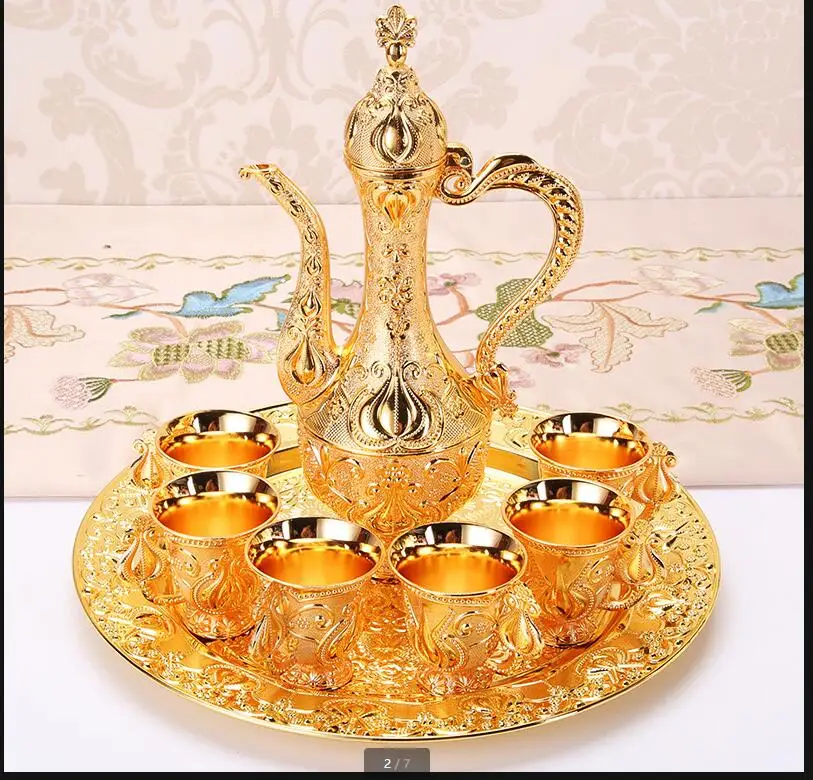 Gold Metal Wine Glass Set  8-piece Sets Liquor Dispenser Shot Glasses