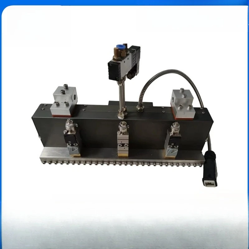 Flat scraper spray gun, industrial high temperature resistant hot melt equipment without overflowing glue