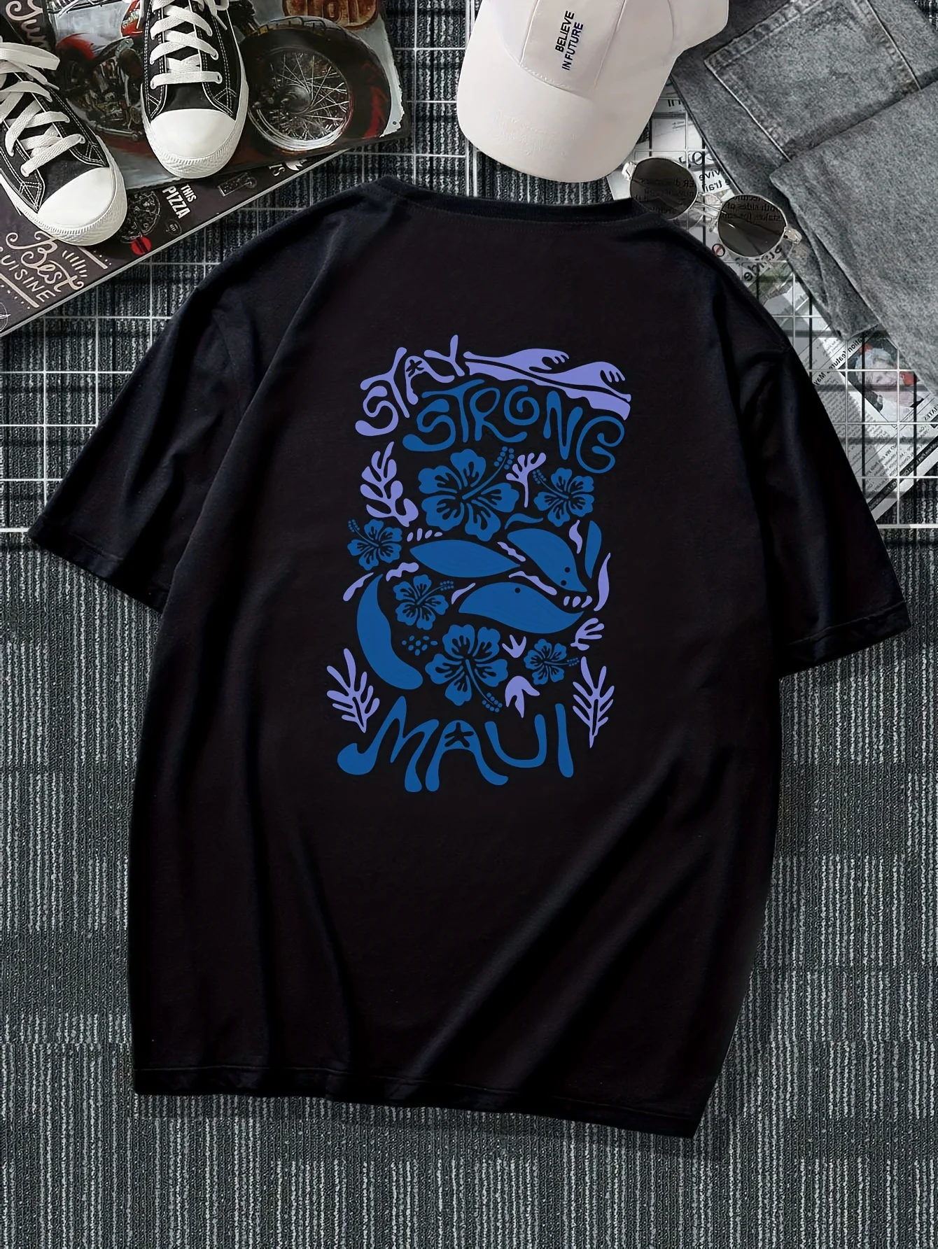 

All-Season Floral Men's Tee: Breathable, Quick-Dry, & Crew Neck Design - Durable Casual Wear with Easy Maintenance