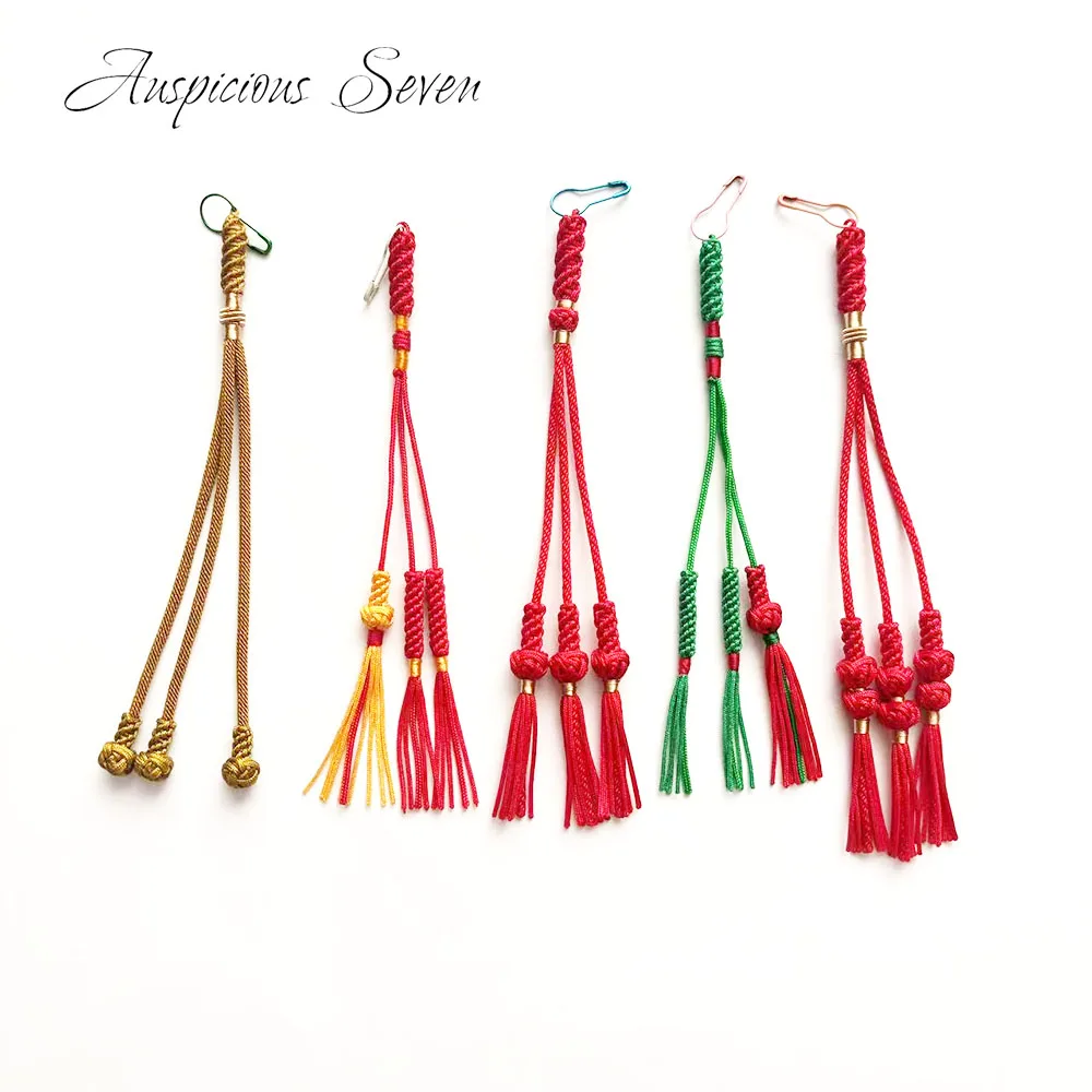 

Tesbih Hand Knitted Tassel / Islamic Prayer / SGD-680