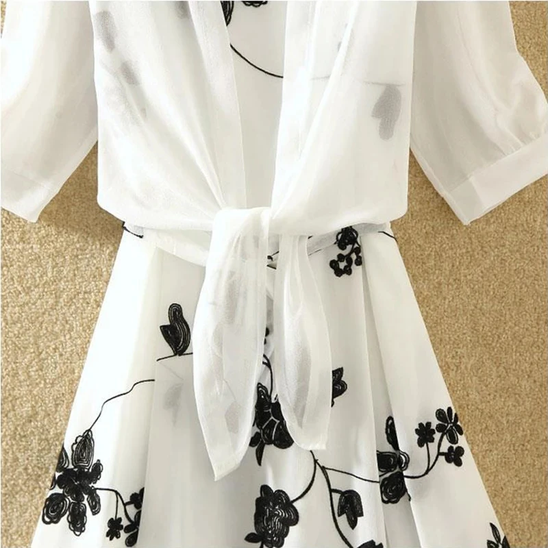 ชุดเดรสผ้าชีฟองสีดำ คอโปโล สำหรับผู้หญิง ลายดอกไม้สไตล์วินเทจ คอทรงโอ แขนกุด ความยาวระดับเข่า ชุดเดรสสองชิ้นสำหรับผู้หญิง