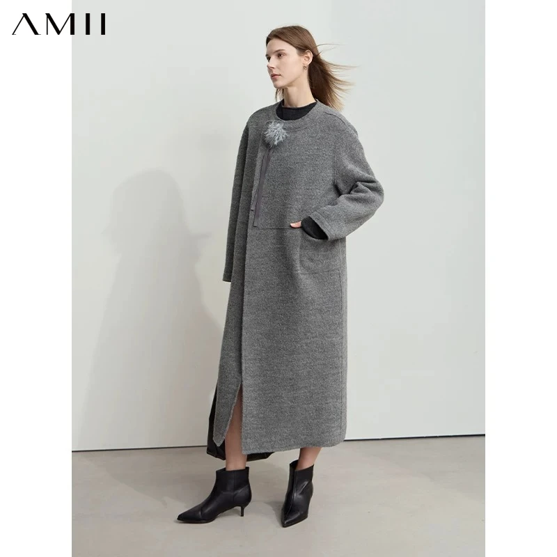 AMII Minimalist 2026 Winter New 100% Woolen Coat for Women Round Neck Removable Corsage Female Loose Commuter Outerwear 12444013