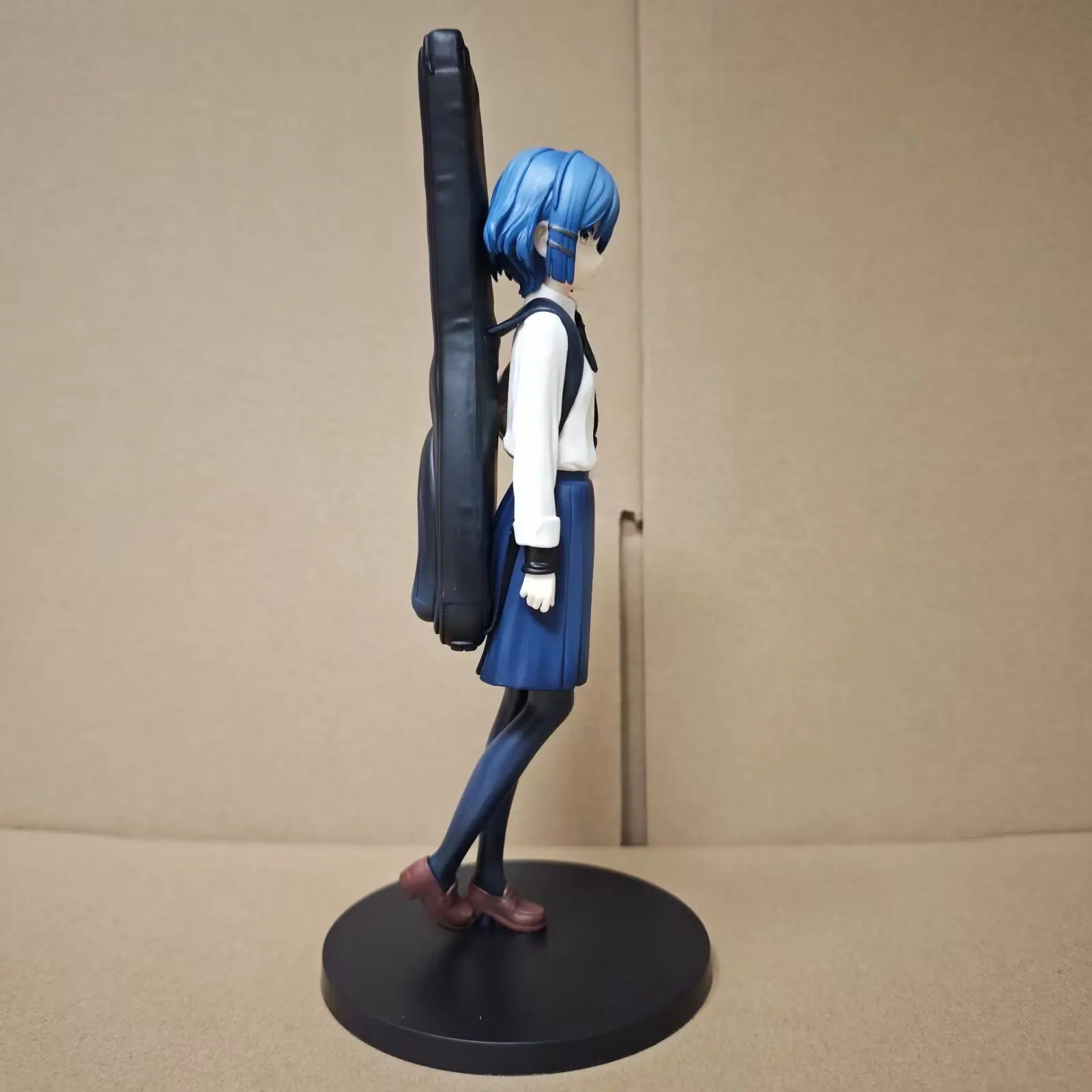 애니메이션 Lonely Rock 학교 유니폼 야마다 료스케 기타 소녀 PVC 피규어 컬렉션 모델 장난감 새해 크리스마스 선물 25cm