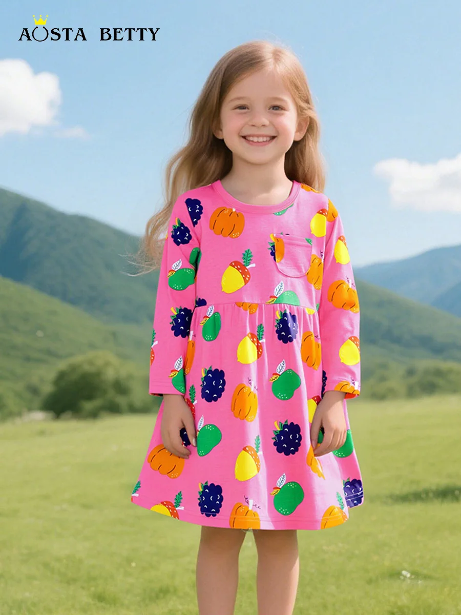 New girls' long-sleeved dresses in autumn are printed in Europe and America, and children's princess skirts are knitted with cot