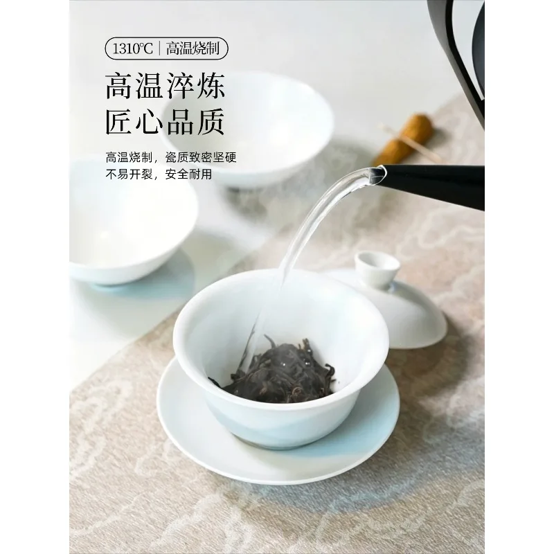 Portable White Ceramic Single Person Gaiwan Tea Set, Ladies Heat Resistant Mini Tea Brewing Kit