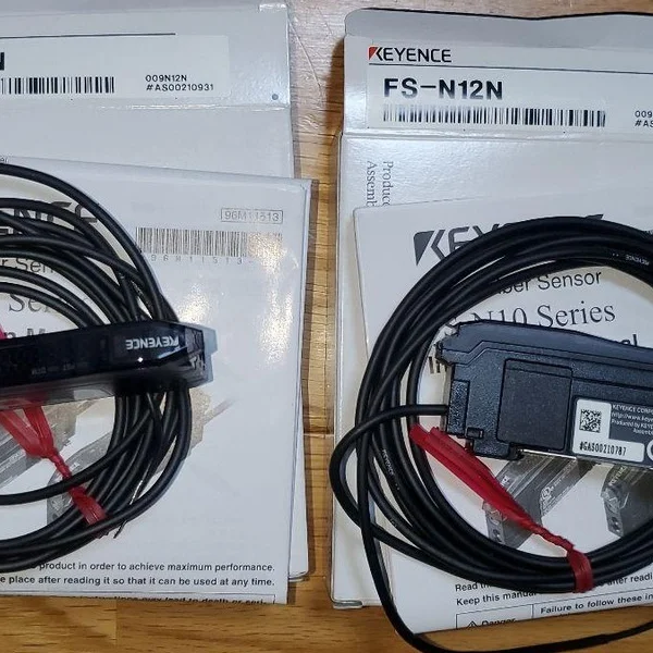 

Fs-n12n Набор из 2 новых оригинальных точечных ПЛК