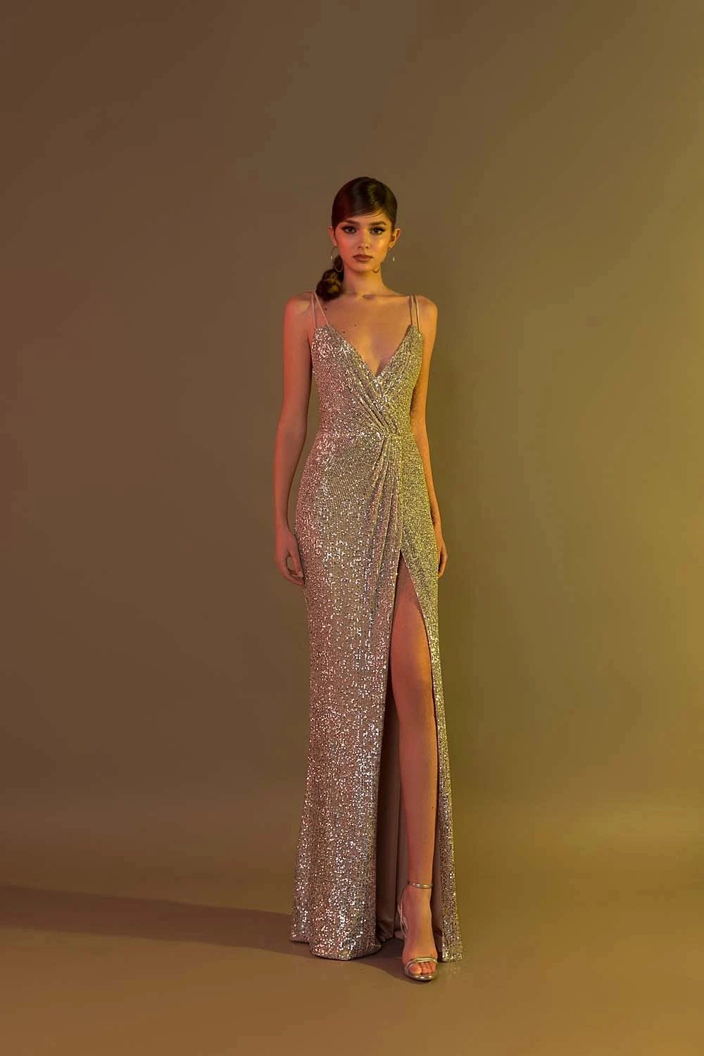 

Sparkling Mermaid Evening Gown Long Luxury 2024 Elegant Spaghetti Straps Side Slit Sequin Bridal Prom Dress Evening Gown