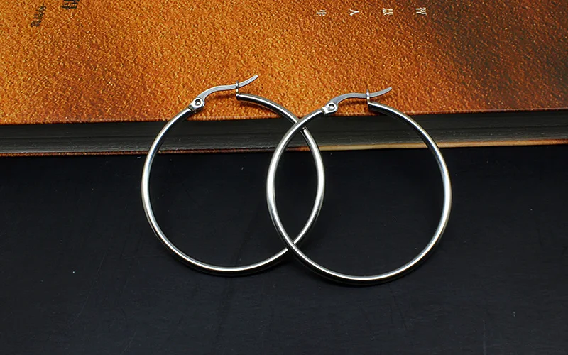 Stainless Steel 20-100mm Small Big Circle Women Hoop Earrings Black Hoop Ear Loop Smooth Ring Round Earring Punk Jewelry