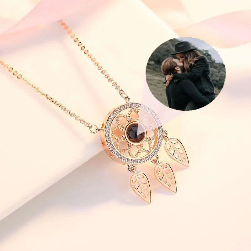 

Fashion Projection Jewelry Personalized Photo Customization Necklace Hollow Circular Pendant Women's Commemorative Gift