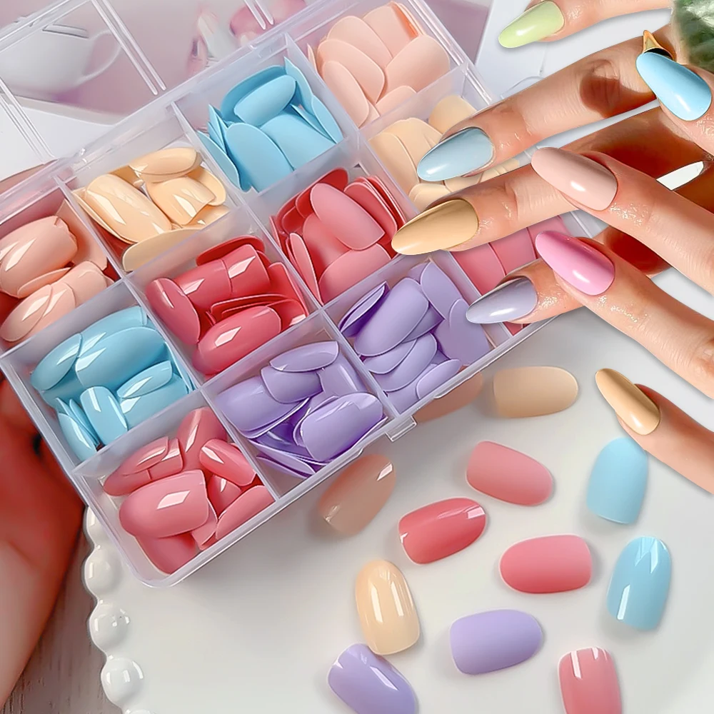 

96/288 шт., рождественские смешанные макароны, глянцевые + матовые короткие овальные миндалевидные накладные ногти, полное покрытие, овальные прессы на ногтях, красочные короткие кончики