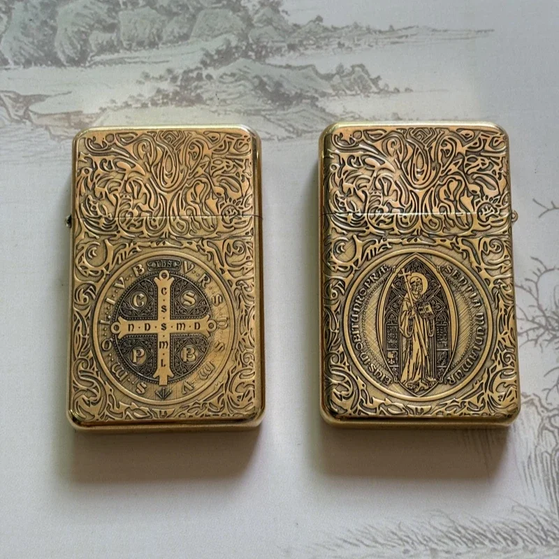 

CHIEF engraved Constantine pattern 1pcs lighter retro grinding wheel ignition portable personalized men's gift