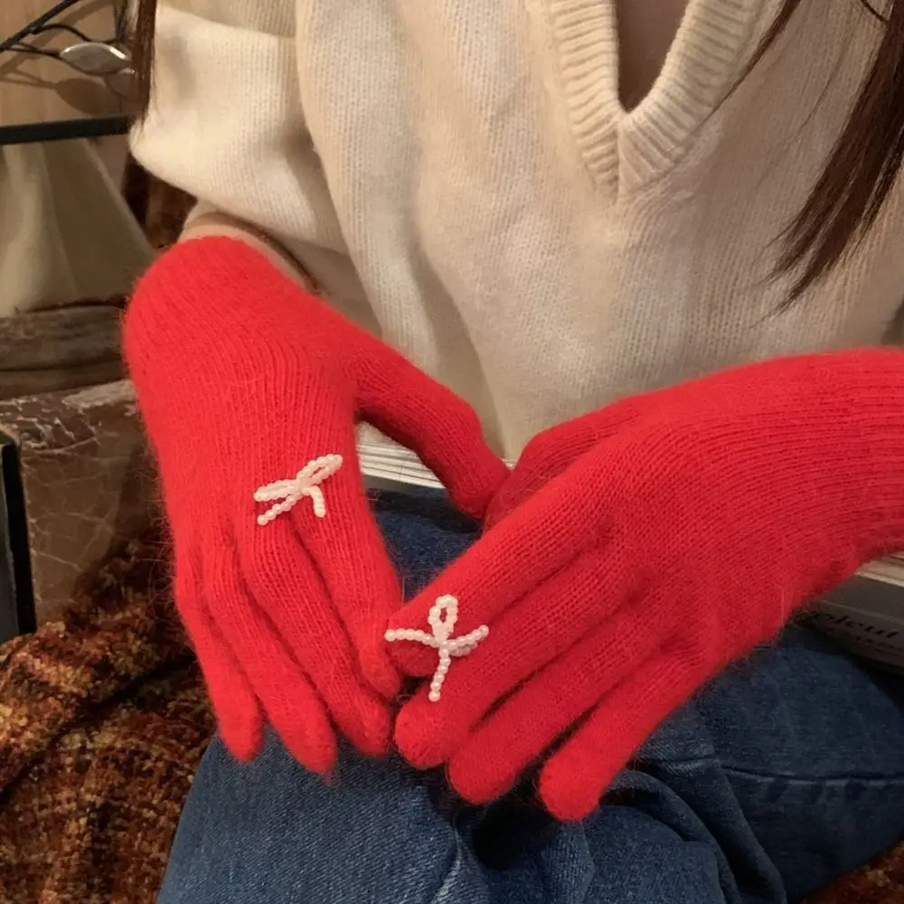 

Fashion Touch Screen Pearl Bow Knitted Gloves Candy Colored Bowknot Women Winter Gloves Warm Windproof Women Mittens Ladies
