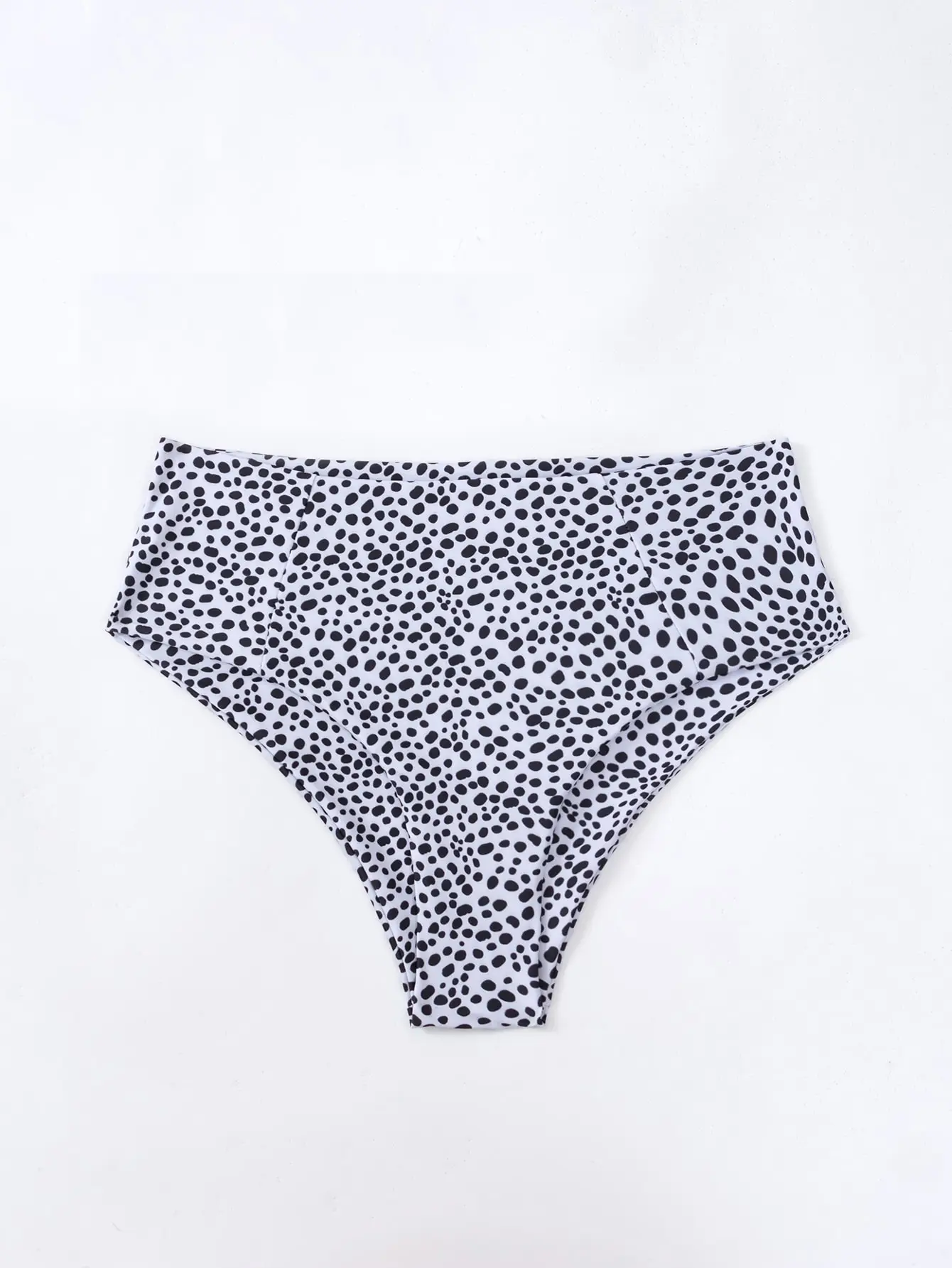 Solid colors, new sexy leopard print, polka dots, simple basics, high-waisted briefs, more fashion-forward than Keeny