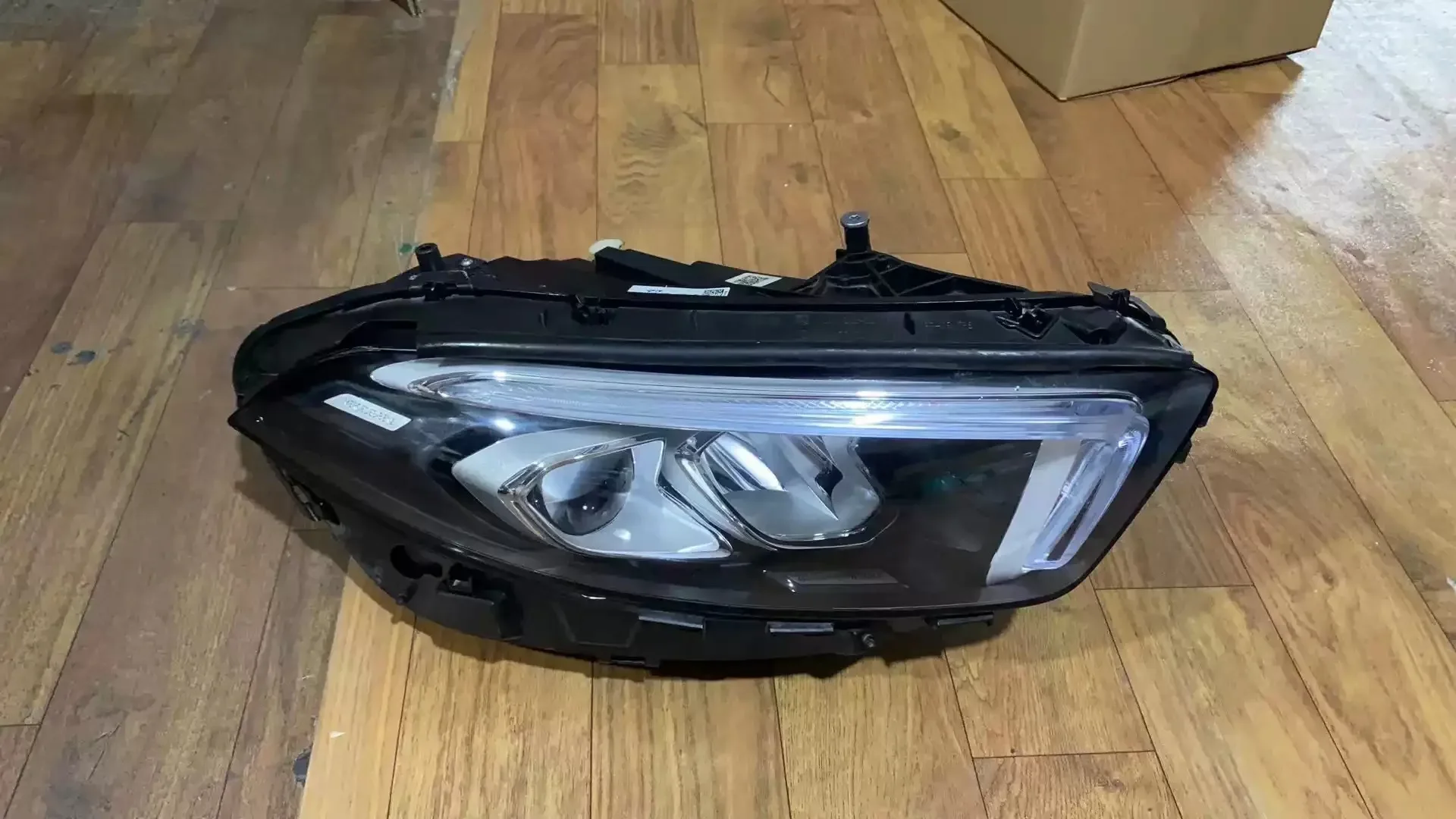 

Car Front Headlight Head Light Headlamp for Mercedes Benz A Class DRL Daytime Running Light Turn signal