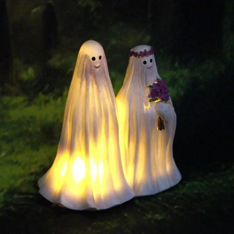 Patung hantu pengantin pria, patung pasangan pengantin seram pengantin laki-laki dan perempuan dengan lampu LED