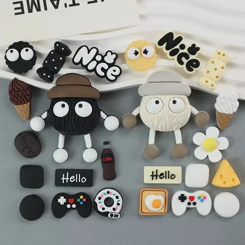 New Fashion Set Hole Shoe Accessorie Women Cute Bear Flowers DIY 3D Shoe Buckle Woman Many Kinds Clog Shoes Decorations