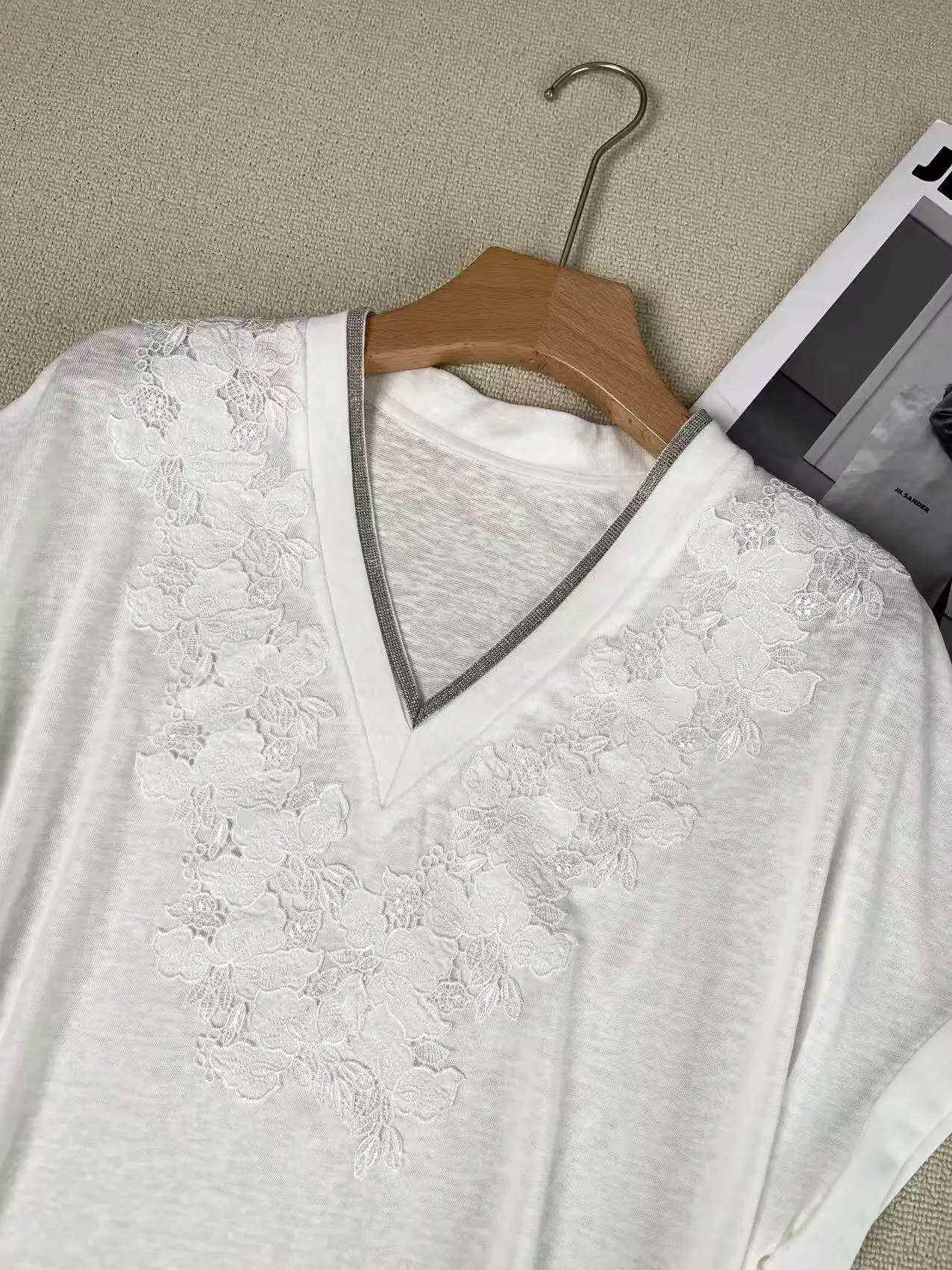 High-end Women's V-neck Nail Bead Embroidered Silk Cotton T-shirt Fashionable Casual top