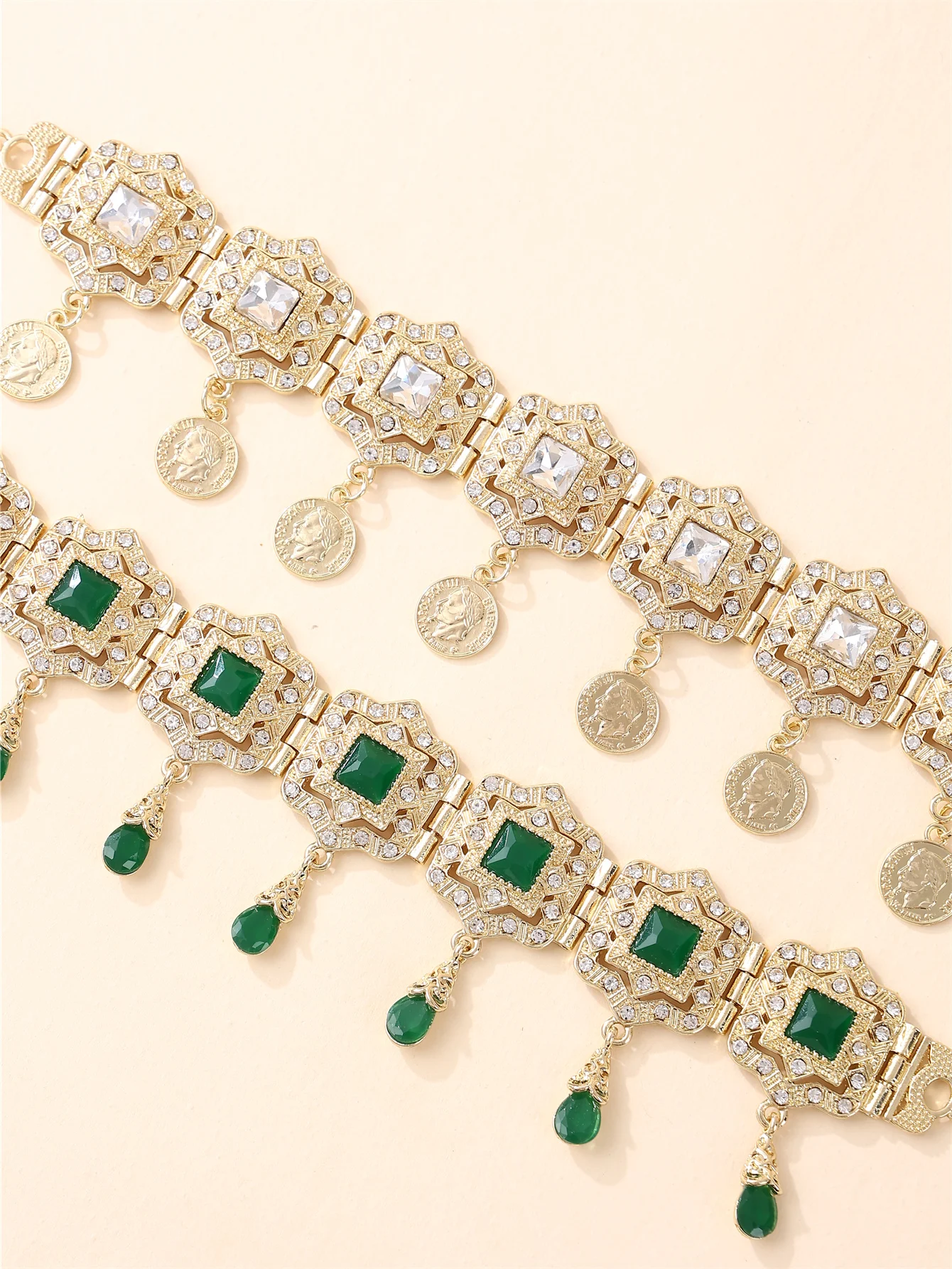 

Algerian Women's Head Chain with Rhinestones, Palace Vintage Style, Waterdrop Tassels – For Wedding Party Festival Headpiece